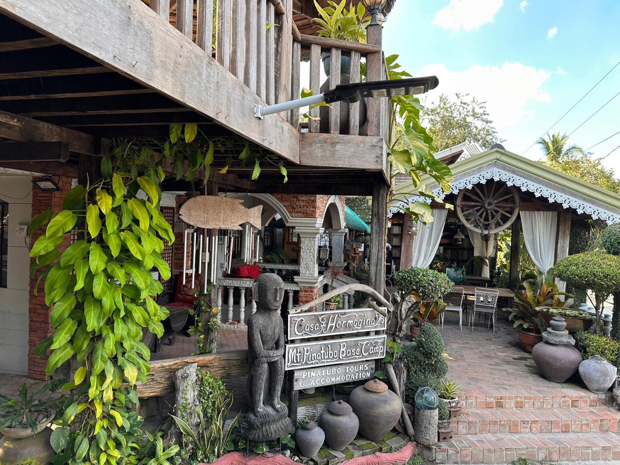 Mount Pinatubo Base Camp At Casa Hermogina Santa Juliana Exterior foto